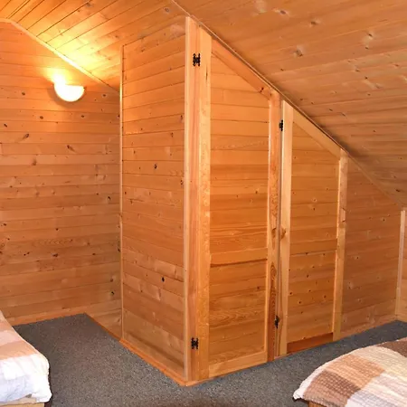 Mlodziezowy Dla Grup Eldorado Mielno Centrum, 200m Od Morza Lodge