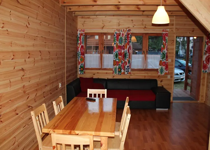 Tylko Dla Rodzin Wakacyjne Eldorado Centrum Mielna, 200m Od Morza 山林小屋