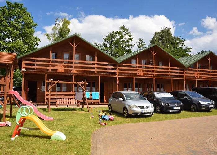 Tylko Dla Rodzin Wakacyjne Eldorado Centrum Mielna, 200m Od Morza 山林小屋 梅尔诺