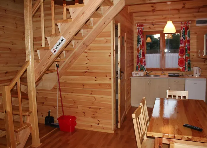 Tylko Dla Rodzin Wakacyjne Eldorado Centrum Mielna, 200m Od Morza 山林小屋 梅尔诺