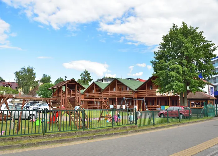 Tylko Dla Rodzin Wakacyjne Eldorado Centrum Mielna, 200m Od Morza 山林小屋 梅尔诺