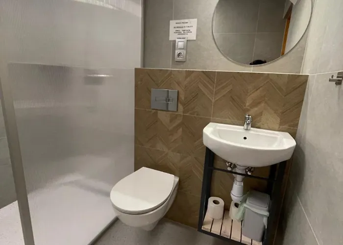 Tylko Dla Rodzin Wakacyjne Eldorado Centrum Mielna, 200m Od Morza Alojamento de Turismo Selvagem